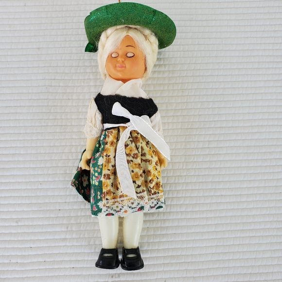 8 Czech Folklore Boy Girl Dolls 1950s 4"-12" Folk Czechoslovakian Ethnic Dress - Picture 8 of 16